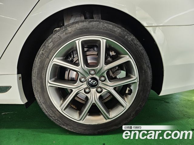 Hyundai Sonata Hybrid (LF) 2.0 HEV Premium 2017 — фото 5