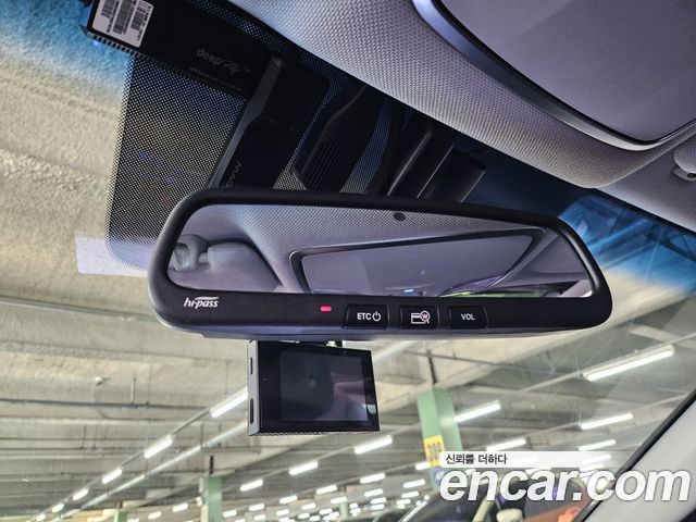 Hyundai Sonata Hybrid (LF) 2.0 HEV Premium 2017 — фото 17