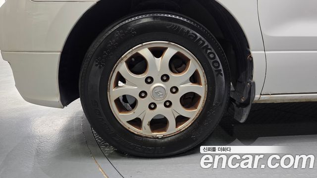 Hyundai Grand Starex 3-Seater VAN CVX Deluxe 2015 — фото 5