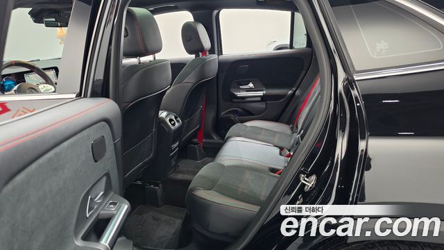 Mercedes-Benz GLA-Class (H247) GLA45 AMG 4MATIC+ 2022 — фото 11