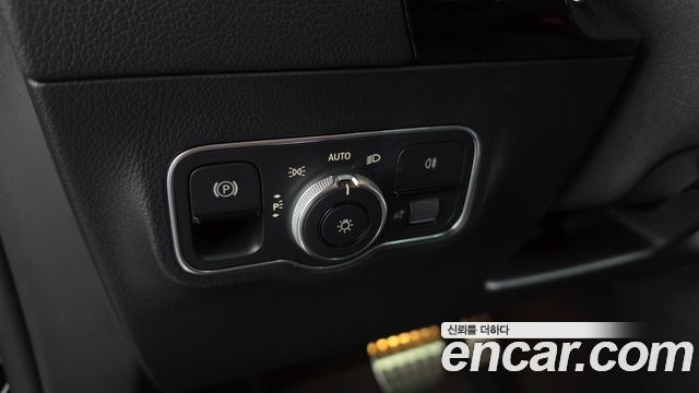 Mercedes-Benz GLA-Class (H247) GLA45 AMG 4MATIC+ 2022 — фото 27