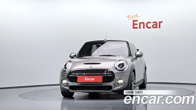 MINI Cooper S Convertible Standard 3rd 2018 — фото 3