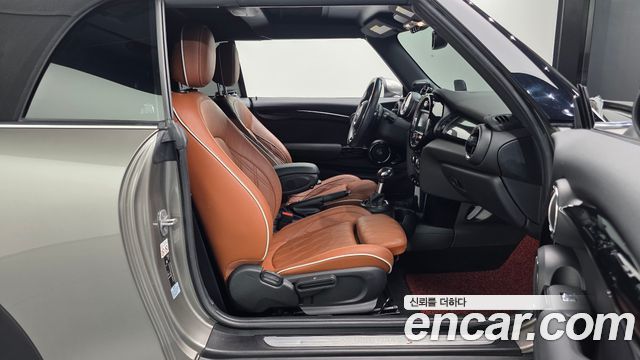 MINI Cooper S Convertible Standard 3rd 2018 — фото 15