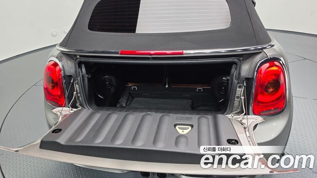 MINI Cooper S Convertible Standard 3rd 2018 — фото 24