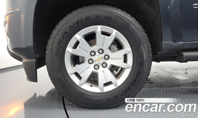 Chevrolet Colorado 3.6 Extreme 4WD 2020 — фото 5