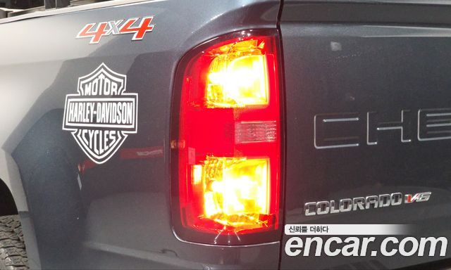 Chevrolet Colorado 3.6 Extreme 4WD 2020 — фото 23
