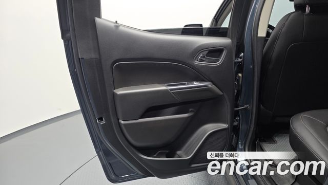 Chevrolet Colorado 3.6 Extreme 4WD 2020 — фото 25