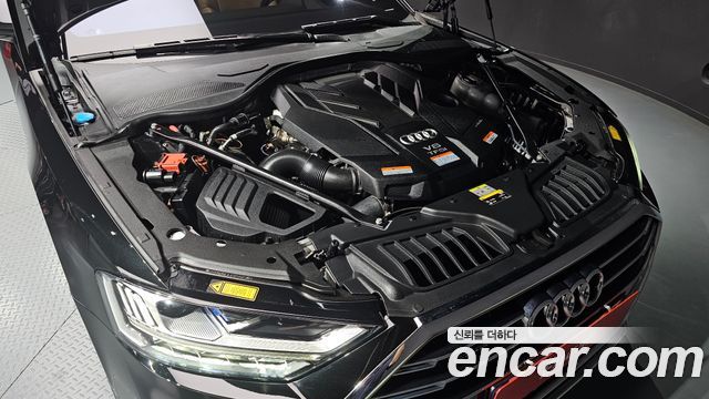 Audi A8 (D5) 55 TFSI Quattro LWB 2021 — фото 6