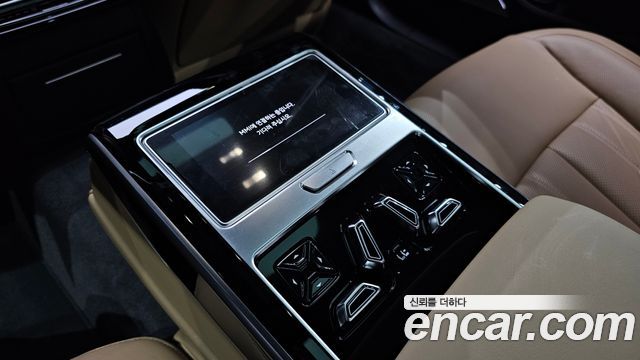 Audi A8 (D5) 55 TFSI Quattro LWB 2021 — фото 17