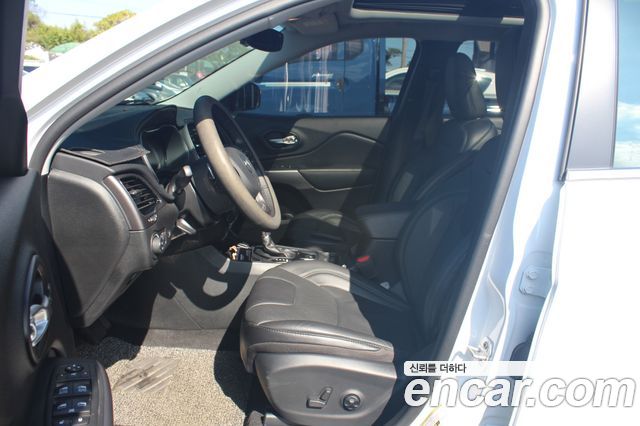 Jeep Cherokee (KL) 2.4 Limited 2WD 2021 — фото 10