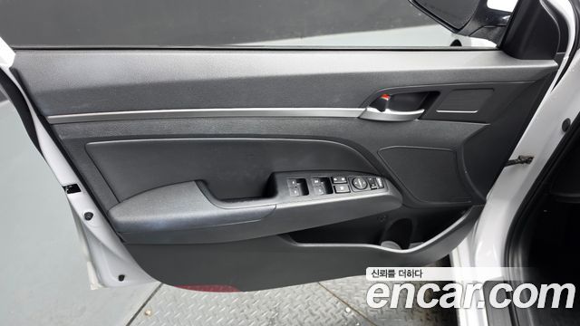 Hyundai Avante (AD) 1.6 Smart Choice 2020 — фото 24