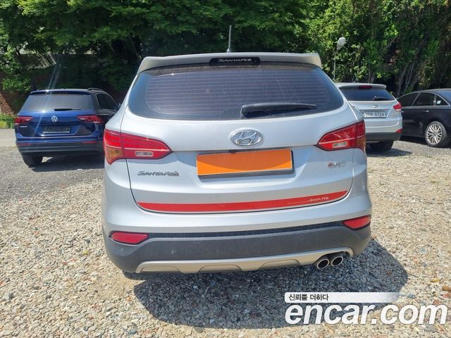 Hyundai Santa Fe (DM) Diesel(e-VGT) 2.0 2WD Morden 2014 — фото 5