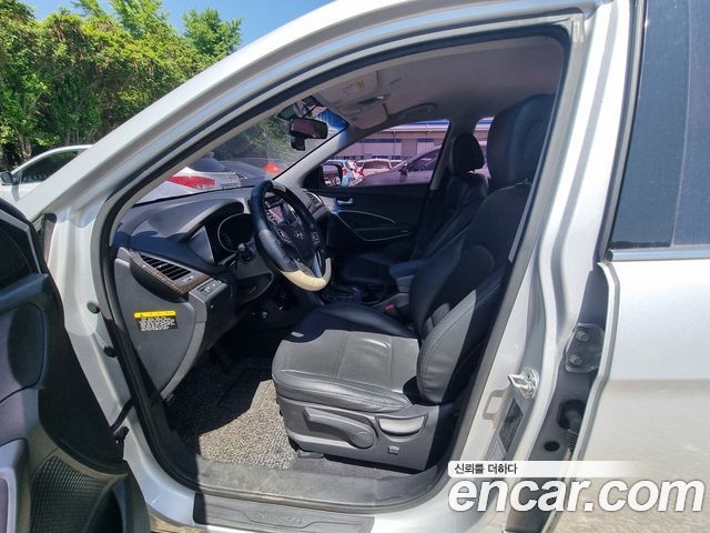 Hyundai Santa Fe (DM) Diesel(e-VGT) 2.0 2WD Morden 2014 — фото 15