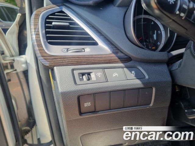 Hyundai Santa Fe (DM) Diesel(e-VGT) 2.0 2WD Morden 2014 — фото 18