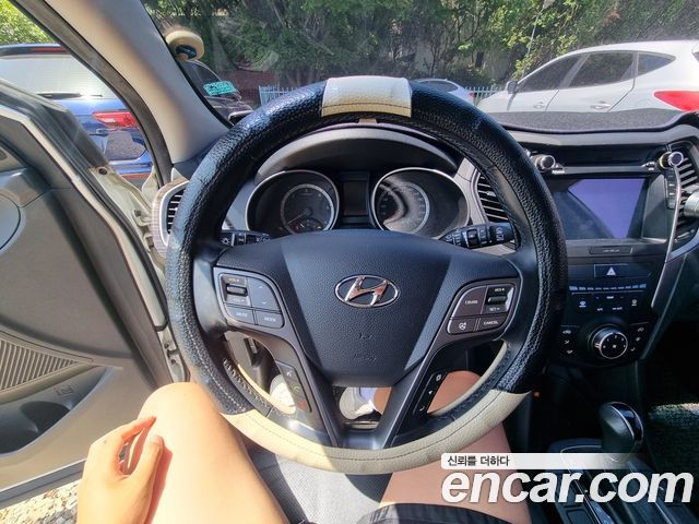 Hyundai Santa Fe (DM) Diesel(e-VGT) 2.0 2WD Morden 2014 — фото 19