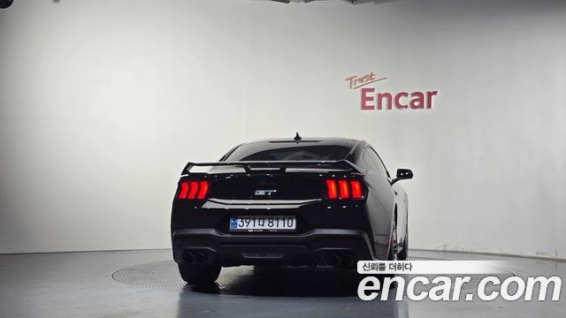 Ford Mustang (VII) 5.0 GT Premium Coupe 2024 — фото 4
