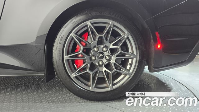 Ford Mustang (VII) 5.0 GT Premium Coupe 2024 — фото 27