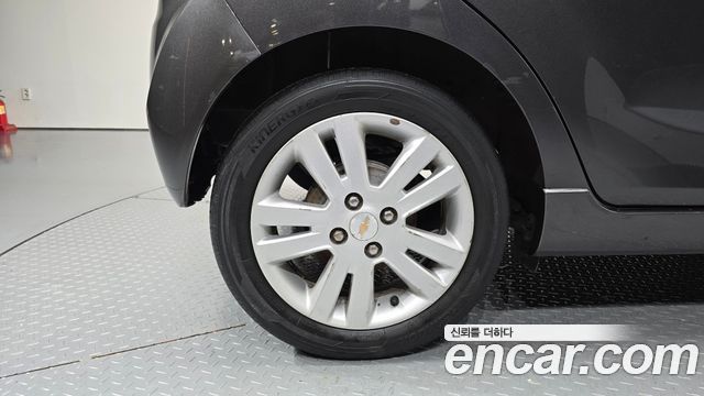 Chevrolet Spark LPG LT Standard 2014 — фото 5