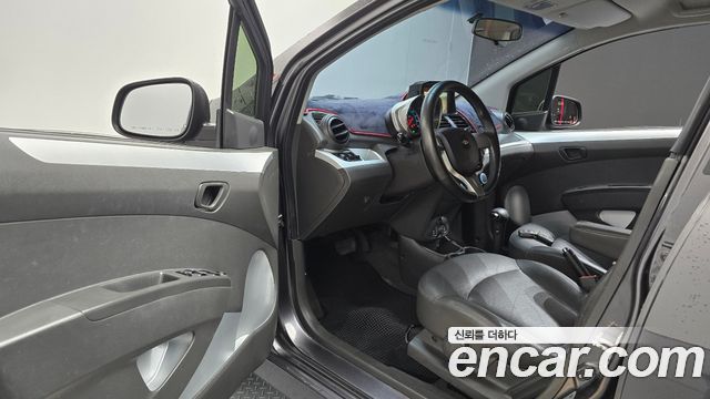 Chevrolet Spark LPG LT Standard 2014 — фото 10