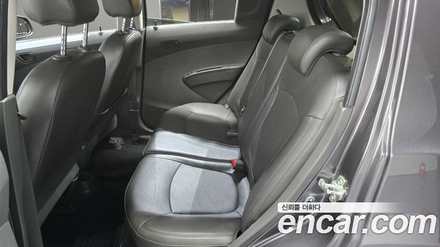 Chevrolet Spark LPG LT Standard 2014 — фото 12
