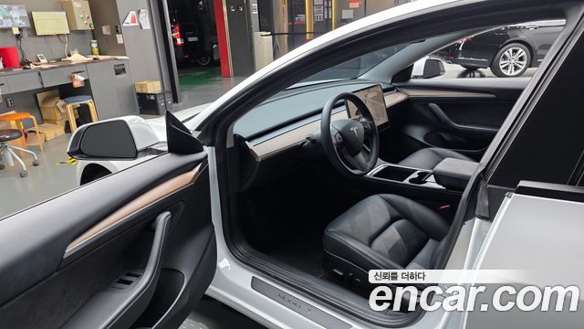 Tesla Model 3 Long Range AWD 2022 — фото 10