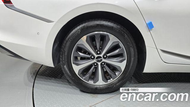 Kia K8 Hybrid Noblesse 2023 — фото 5
