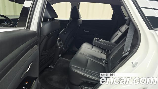 Hyundai Tucson Hybrid (NX4) HEV 1.6 2WD Inspiration 2024 — фото 12