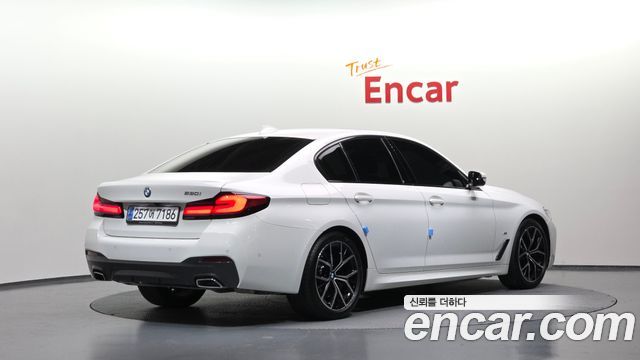 BMW 5 Series (G30) 530i M Sport Package 2023 — фото 2