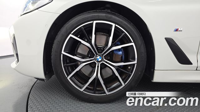 BMW 5 Series (G30) 530i M Sport Package 2023 — фото 5