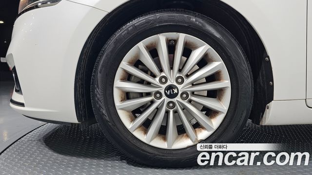Kia K7 3.0 LPI Luxury (Rental Car) 2018 — фото 5