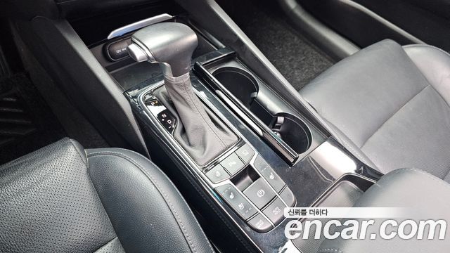 Kia K7 3.0 LPI Luxury (Rental Car) 2018 — фото 9
