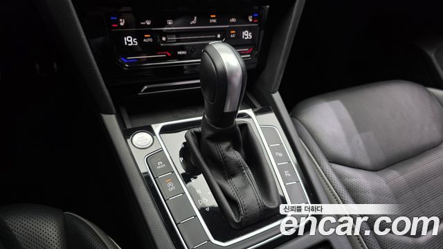 Volkswagen Arteon 2.0 TDI Prestige 2022 — фото 9