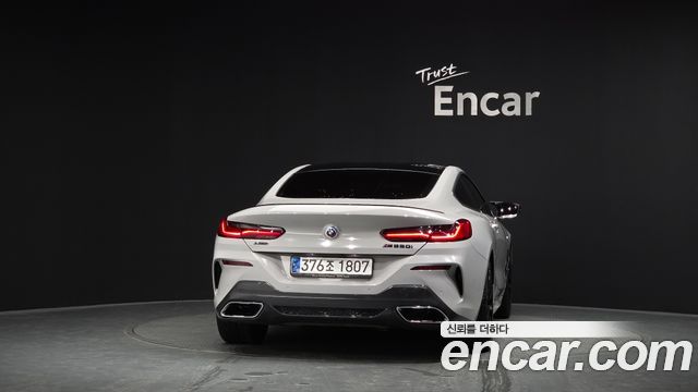 BMW 8 Series (G15) M850i xDrive Coupe 2022 — фото 4