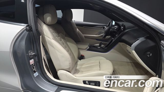 BMW 8 Series (G15) M850i xDrive Coupe 2022 — фото 11
