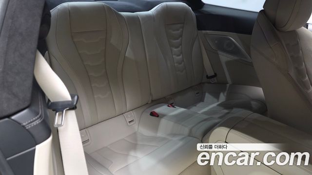 BMW 8 Series (G15) M850i xDrive Coupe 2022 — фото 12