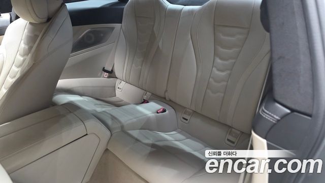 BMW 8 Series (G15) M850i xDrive Coupe 2022 — фото 26