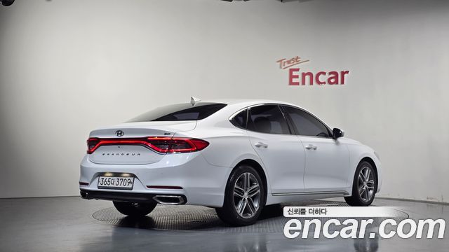 Hyundai Grandeur (IG) 3.0 Modren Basic (Rental car) 2019 — фото 2