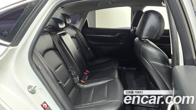 Hyundai Grandeur (IG) 3.0 Modren Basic (Rental car) 2019 — фото 11