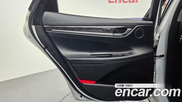 Hyundai Grandeur (IG) 3.0 Modren Basic (Rental car) 2019 — фото 25
