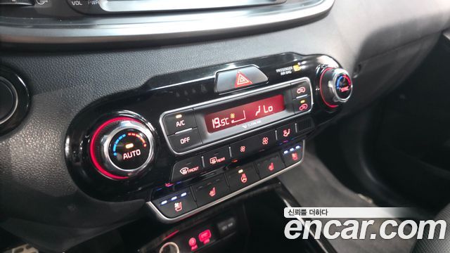 Kia Sorento Gasoline 2.0 Turbo 2WD Master Special 2020 — фото 16