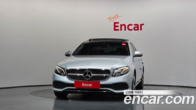 Mercedes-Benz E-Class (W213) E300 4MATIC Avnatgarde 2017 — фото 3