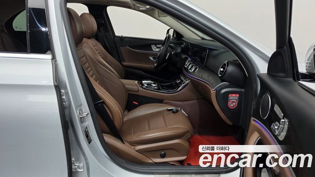 Mercedes-Benz E-Class (W213) E300 4MATIC Avnatgarde 2017 — фото 11