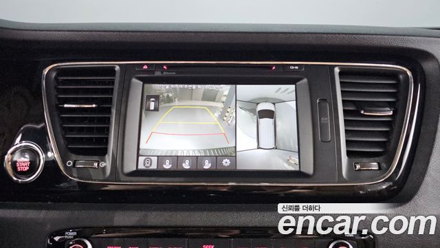 Kia Carnival 7-seater Limousine President 2017 — фото 14