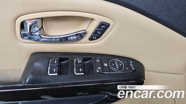 Kia Carnival 7-seater Limousine President 2017 — фото 29