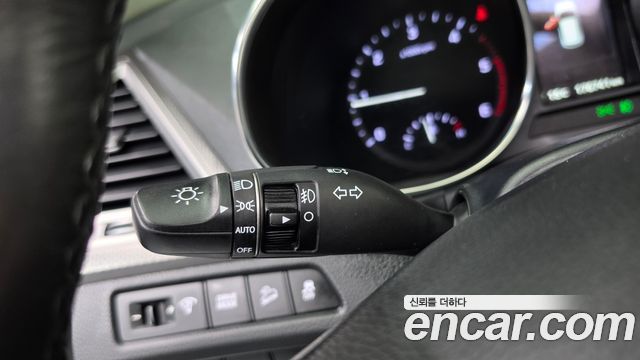 Hyundai Maxcruise Diesel 2.2 2WD Prestige 2018 — фото 30
