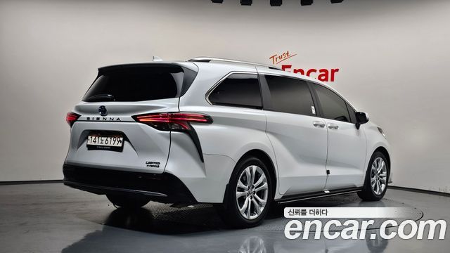 Toyota Sienna (IV) 2.5 Hybrid 2WD 2023 — фото 2