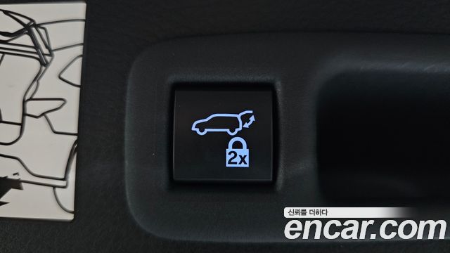 Toyota Sienna (IV) 2.5 Hybrid 2WD 2023 — фото 17