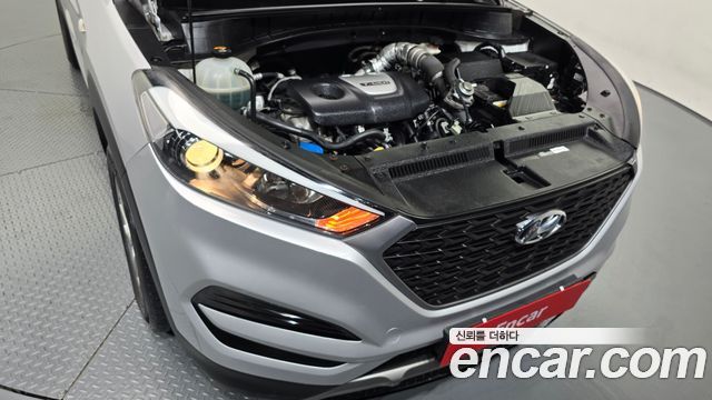 Hyundai Tucson Gasoline 1.6 turbo 2WD Style 2017 — фото 6