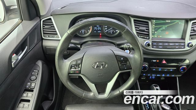 Hyundai Tucson Gasoline 1.6 turbo 2WD Style 2017 — фото 13
