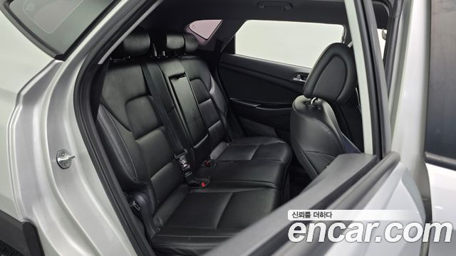 Hyundai Tucson Gasoline 1.6 turbo 2WD Style 2017 — фото 26